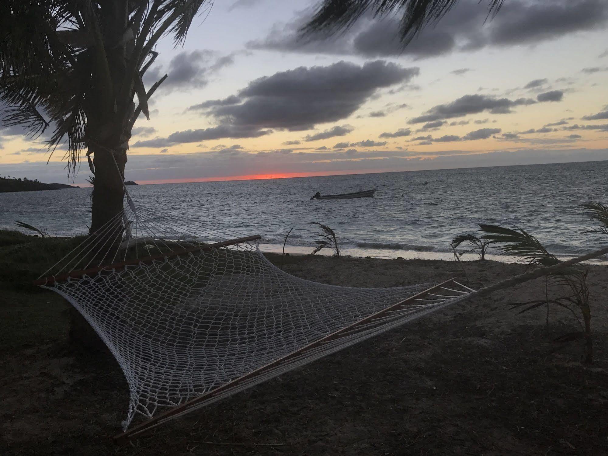 Yasawa Homestays Naisisili Eksteriør billede